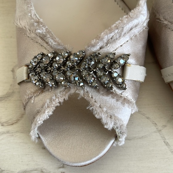 OPEN TOE SATIN PUMP - Picture 5 of 10